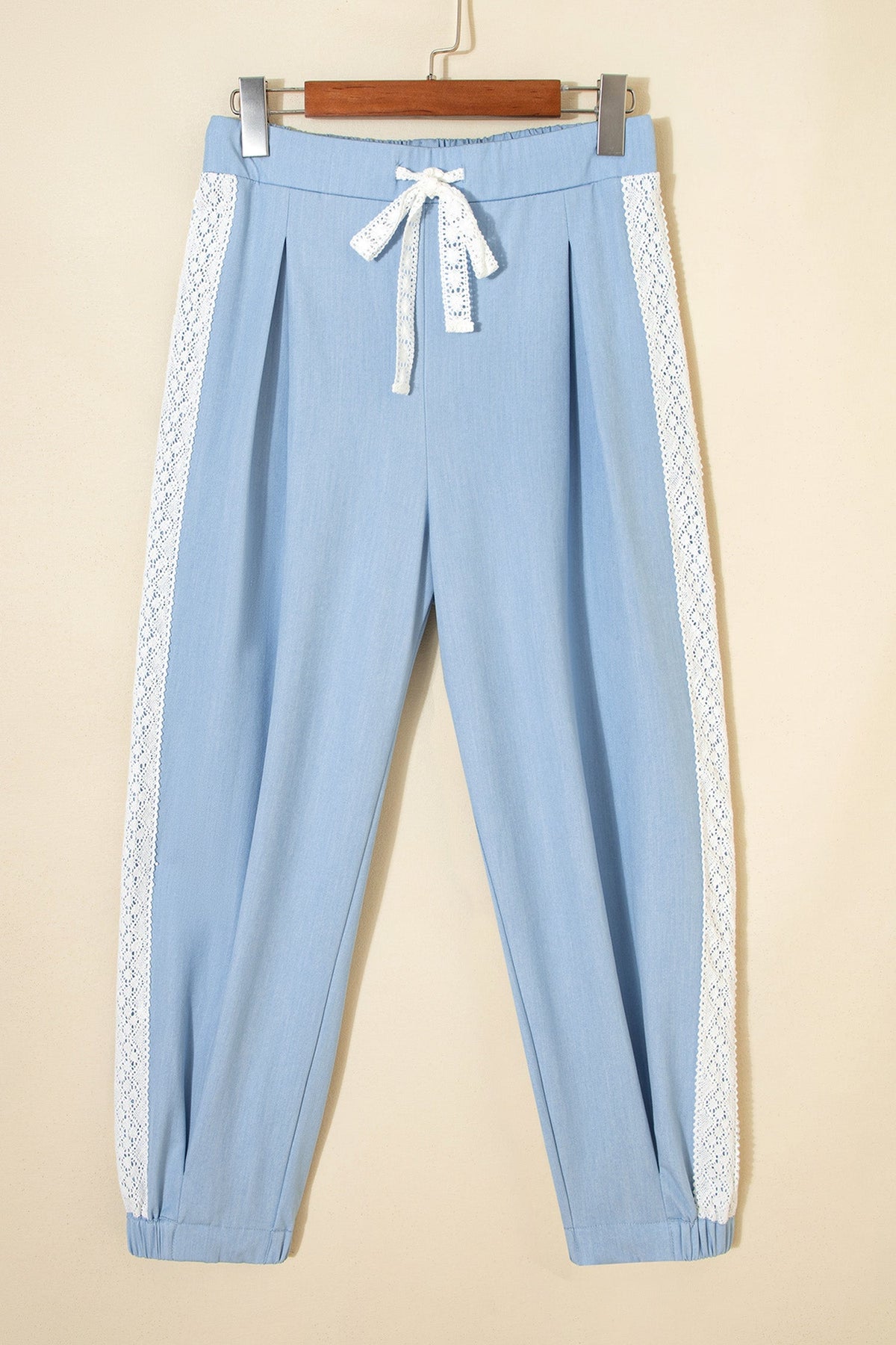 Valeria – Pantalón Wide Leg con Detalles Florales