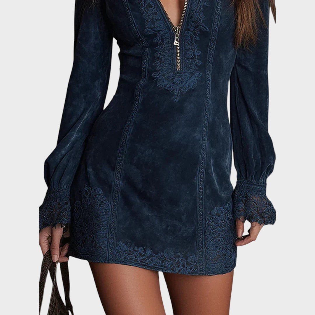 Débora – Mini Vestido de Ante con Encaje