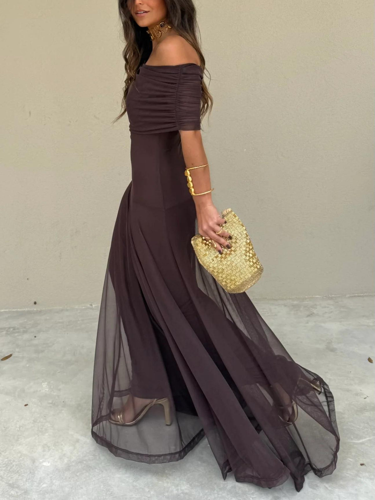 Aurora Ébano – Vestido Largo Elegante