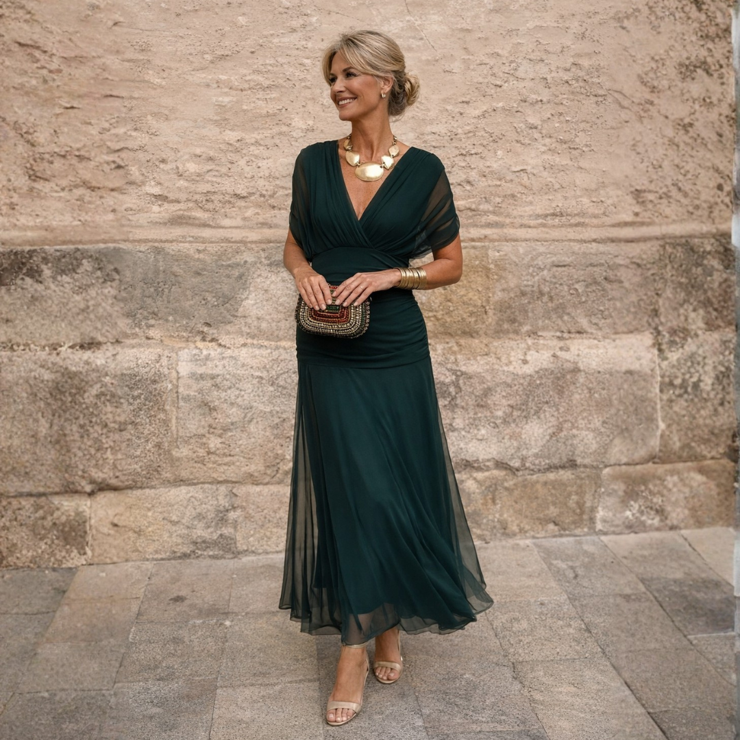 Mikaela | Vestido largo con diseño de hombros descubiertos