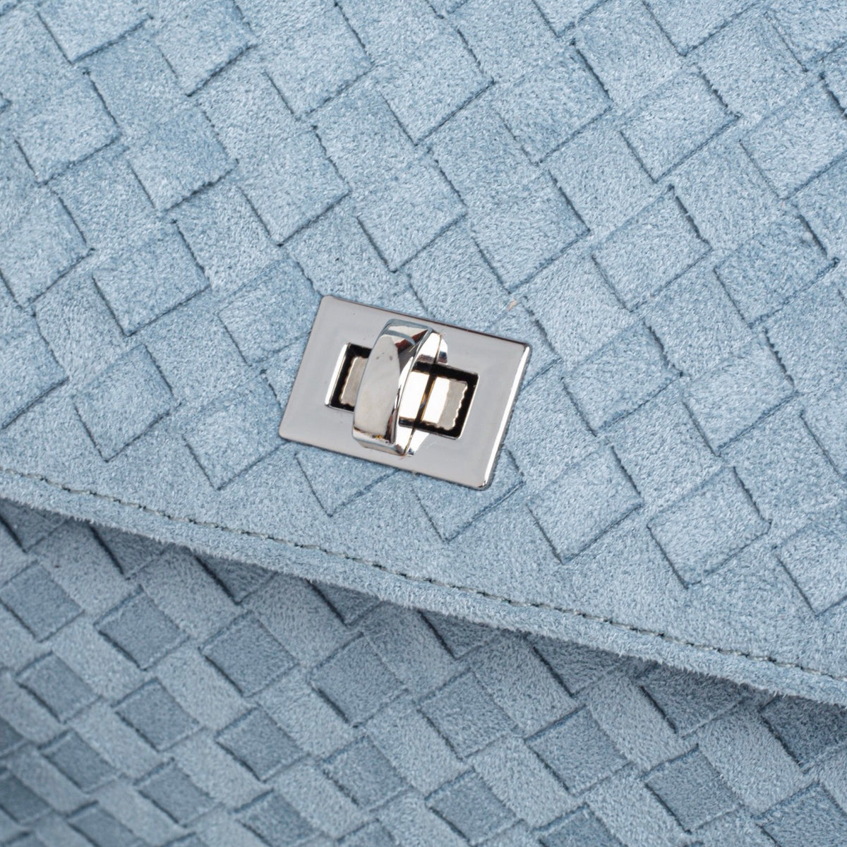 Ciara Vintage Edición Especial | Bolso trenzado azul cielo