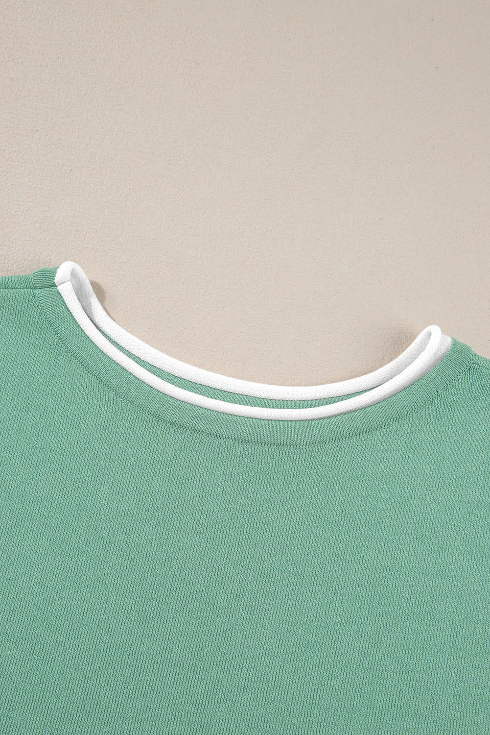 Wanda – Conjunto de Dos Piezas con Detalle en Contraste