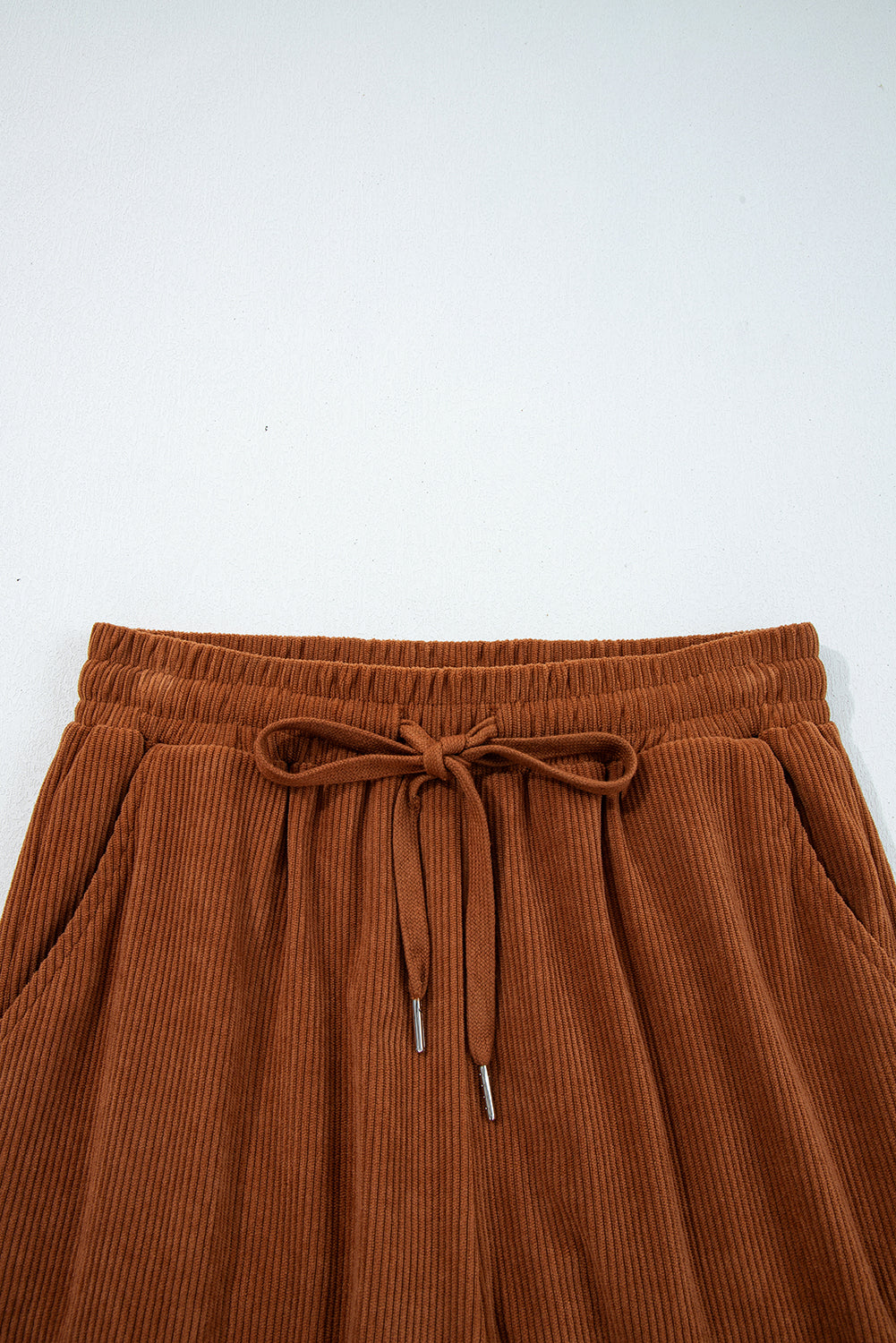 Aitana – Pantalón de Pana con Cintura Ajustable