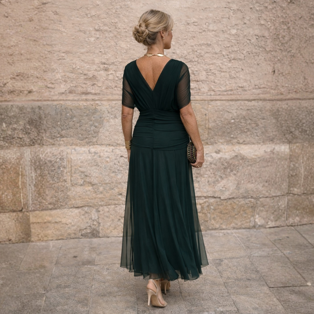 Mikaela | Vestido largo con diseño de hombros descubiertos