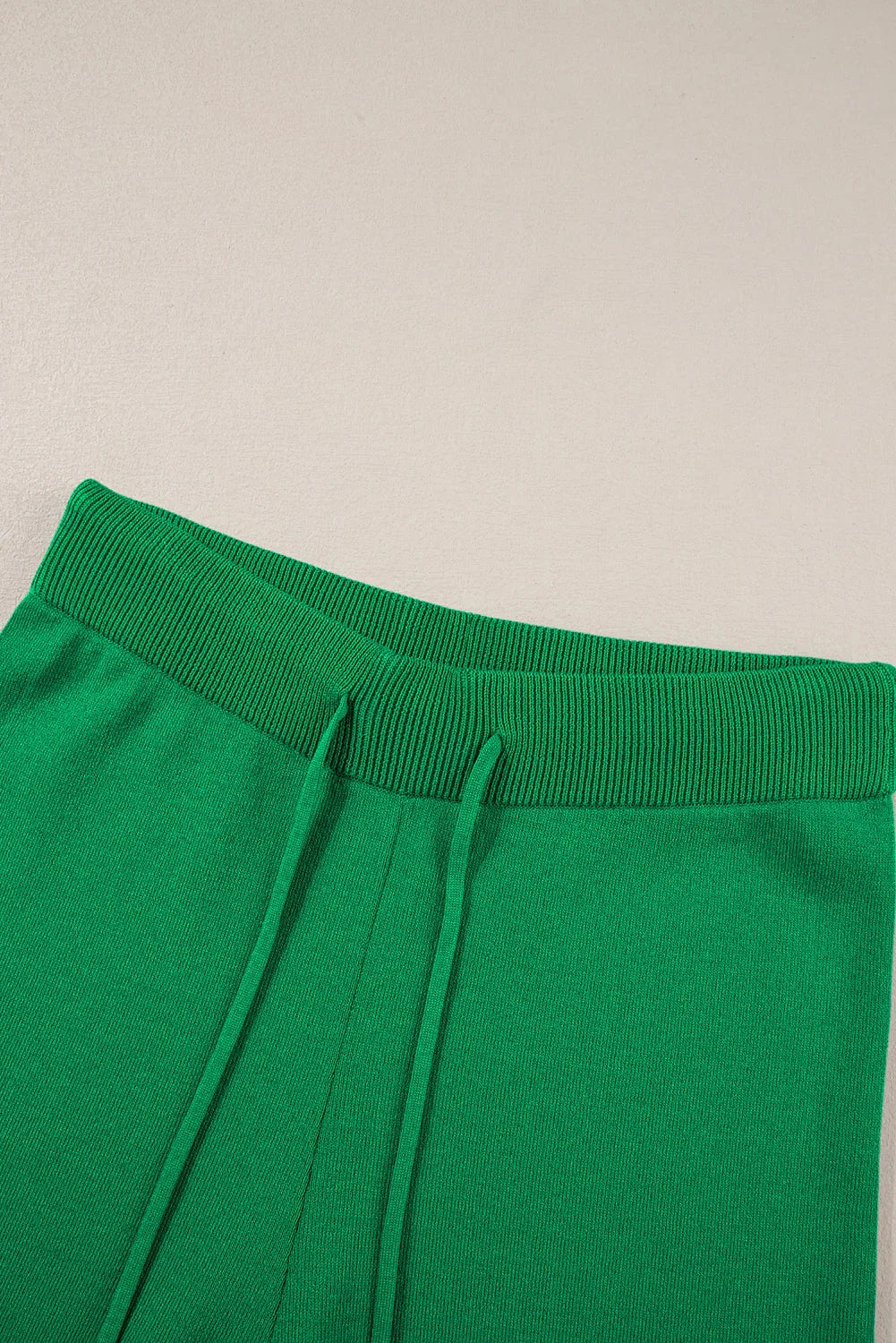 Wanda – Conjunto de Dos Piezas con Detalle en Contraste