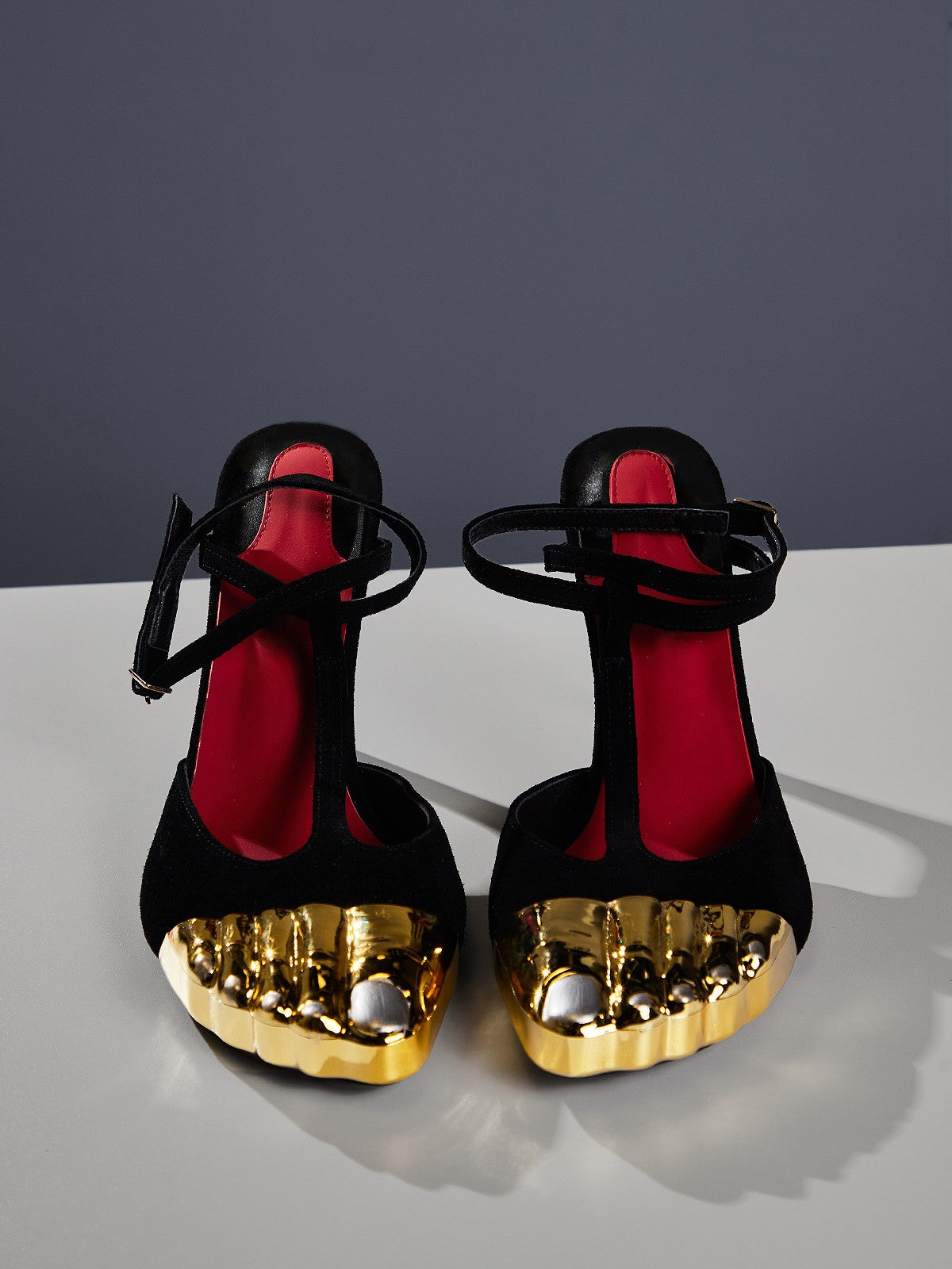 Balto – Tacones con Punta Metálica