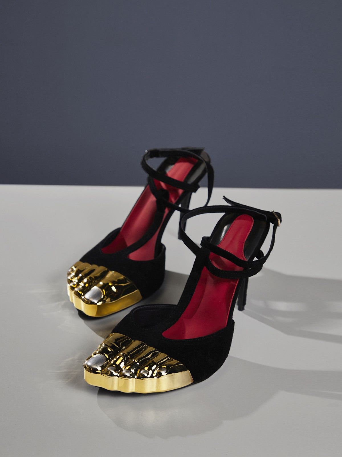 Balto – Tacones con Punta Metálica