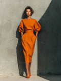 Valeria - Conjunto Naranja Estructurado con Falda Midi