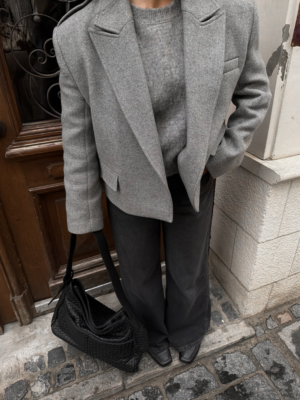 Rhea | Bolso oversize trenzado negro