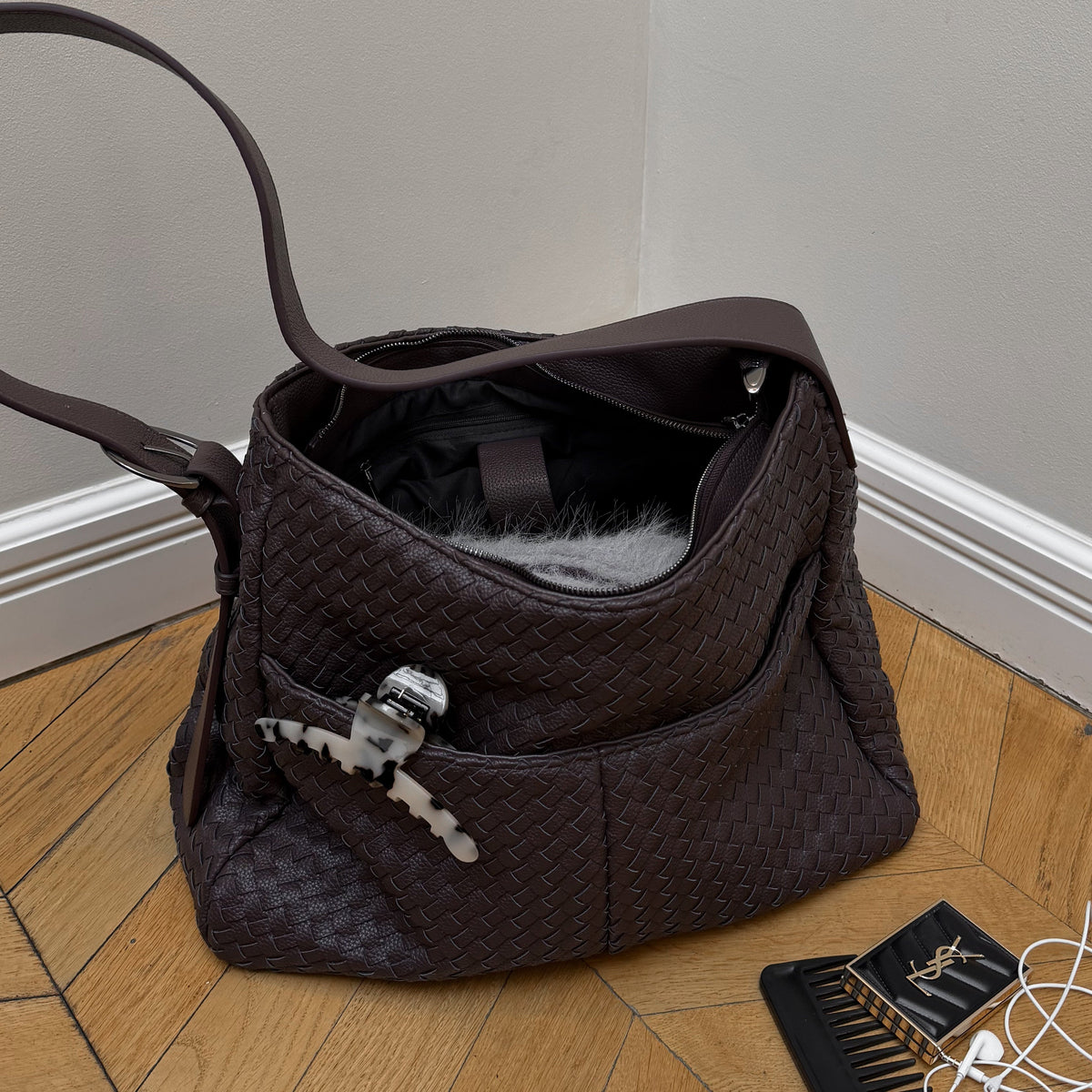 Rhea | Bolso oversize trenzado café