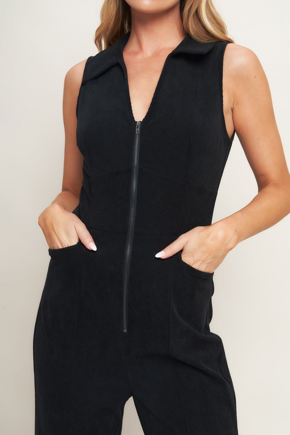 Daniela - Vestido Negro Elegante