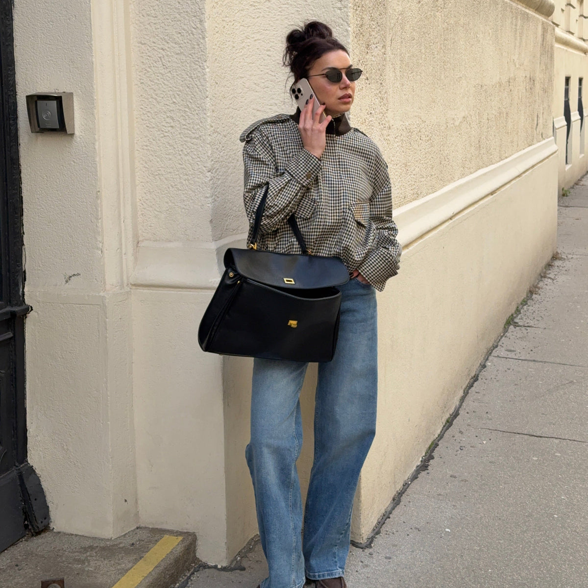 Ciara Essential | Bolso de hombro negro