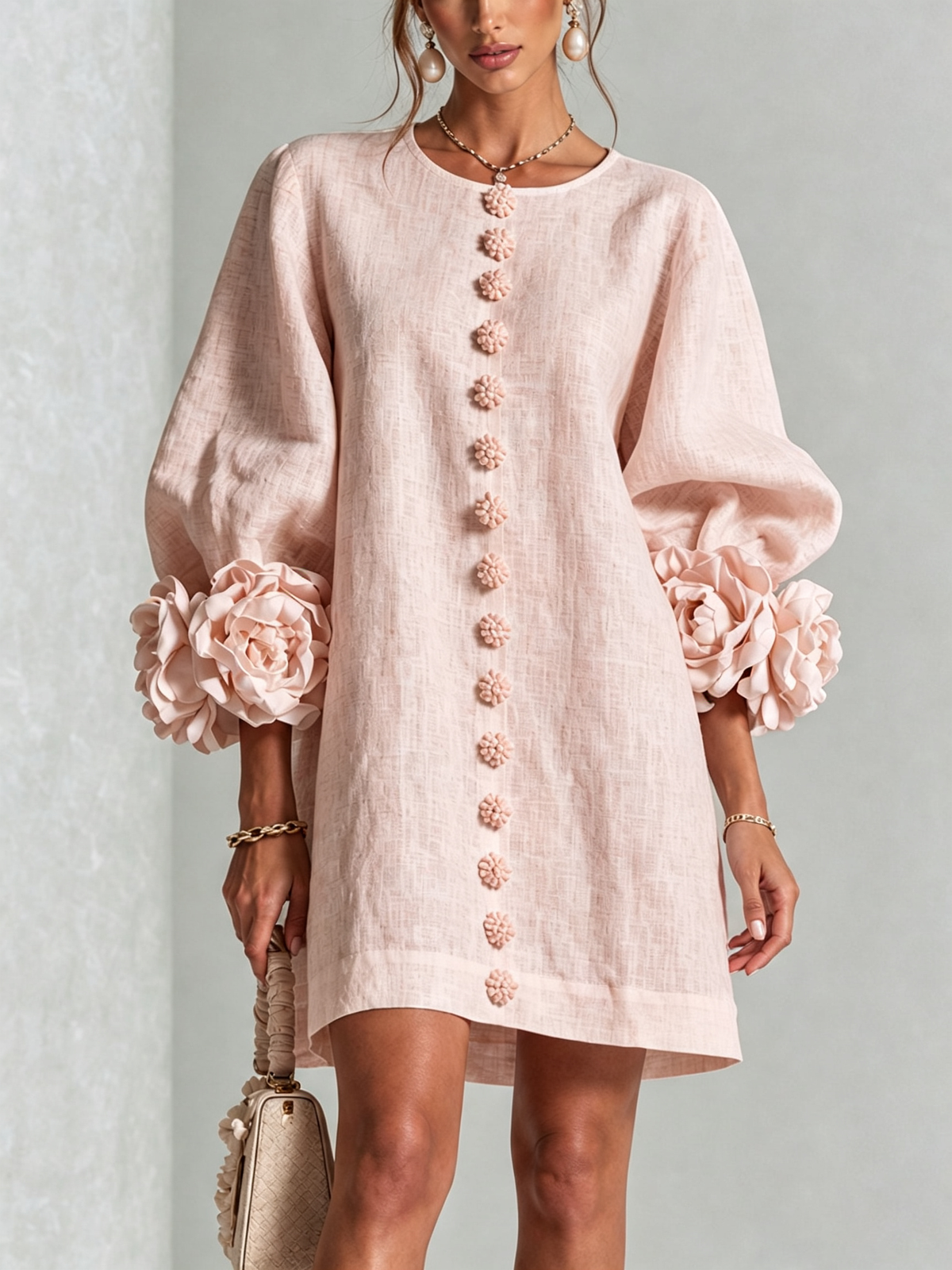 Minivestido con estampado floral y botones