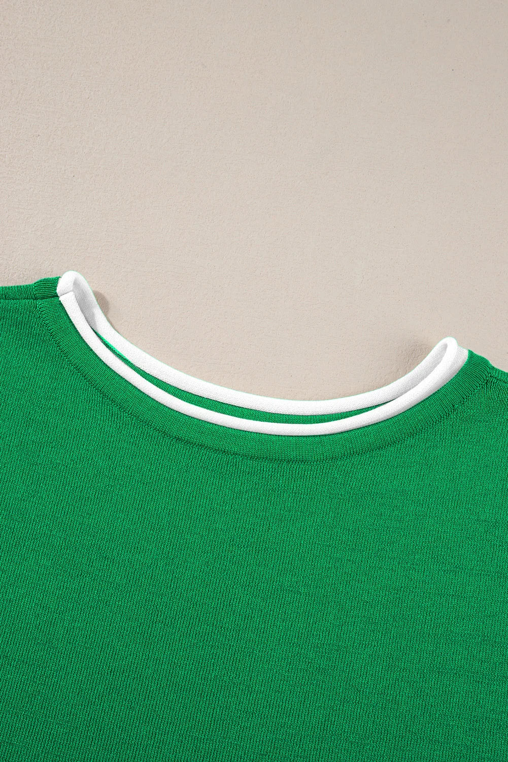 Wanda – Conjunto de Dos Piezas con Detalle en Contraste