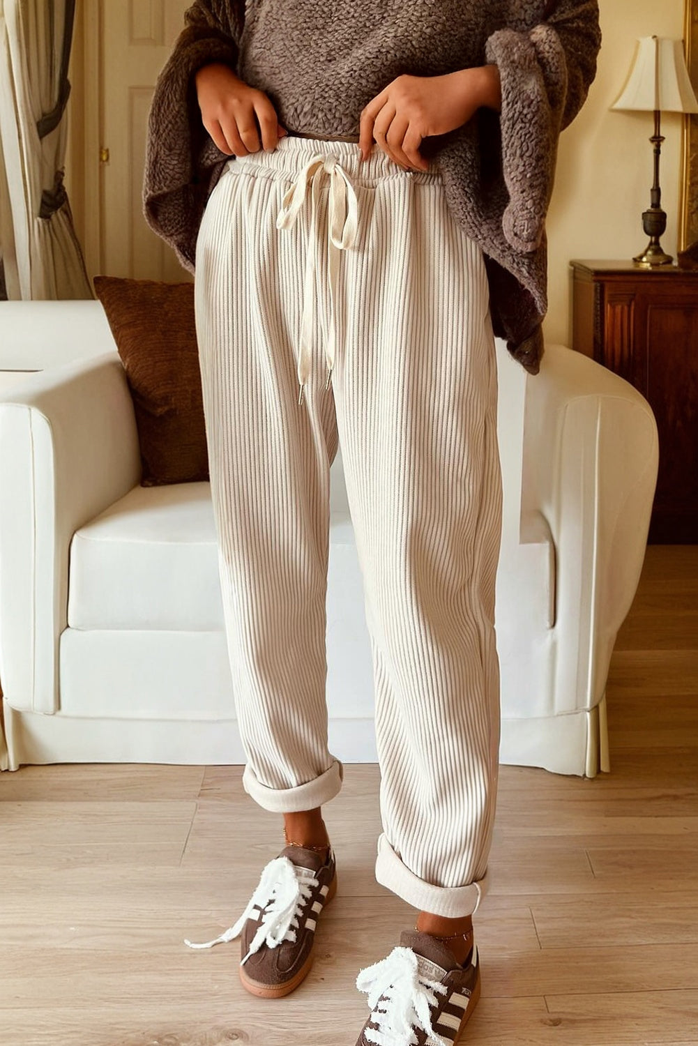 Aitana – Pantalón de Pana con Cintura Ajustable