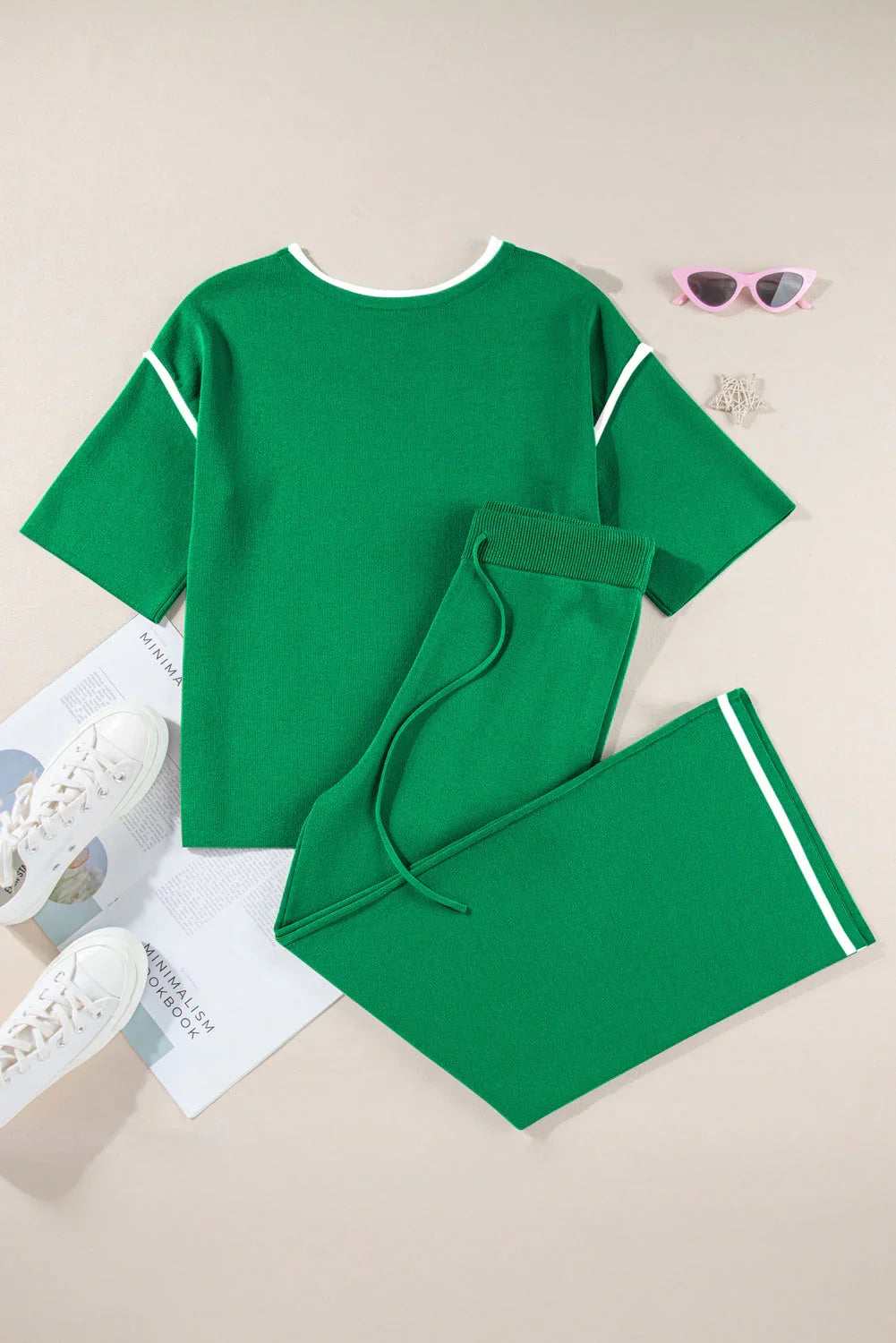 Wanda – Conjunto de Dos Piezas con Detalle en Contraste