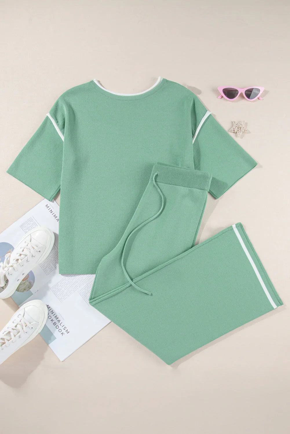Wanda – Conjunto de Dos Piezas con Detalle en Contraste