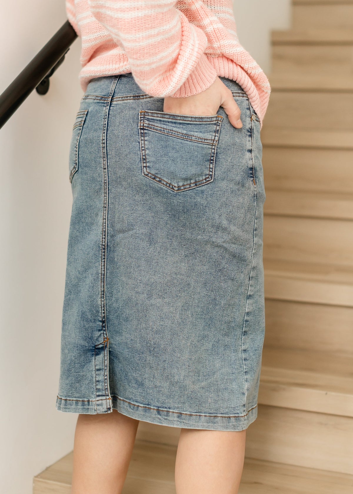 Sandra – Falda Midi Denim Clásica